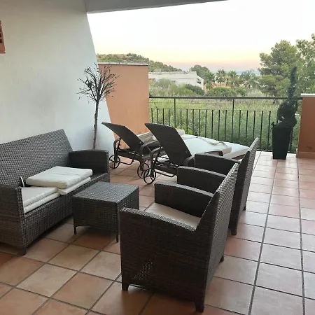 Beautiful Spacious Near Puerto Banus With Pool 5 People Apartment *
