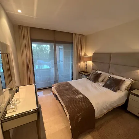 Beautiful Spacious Near Puerto Banus With Pool 5 People Apartment